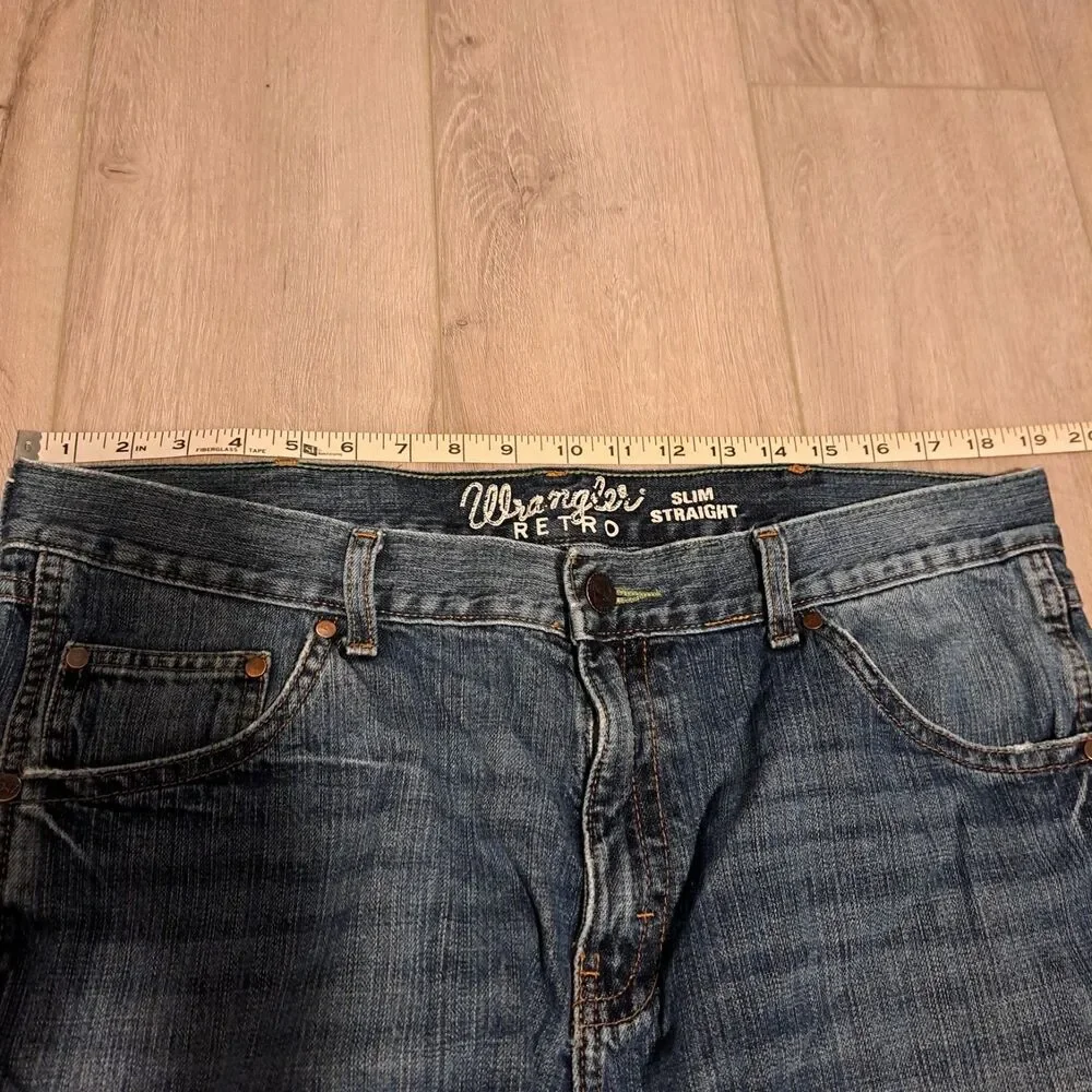 Wrangler Retro Slim Straight Jeans Mens 38x33* Medium Wash Stretch Denim Western